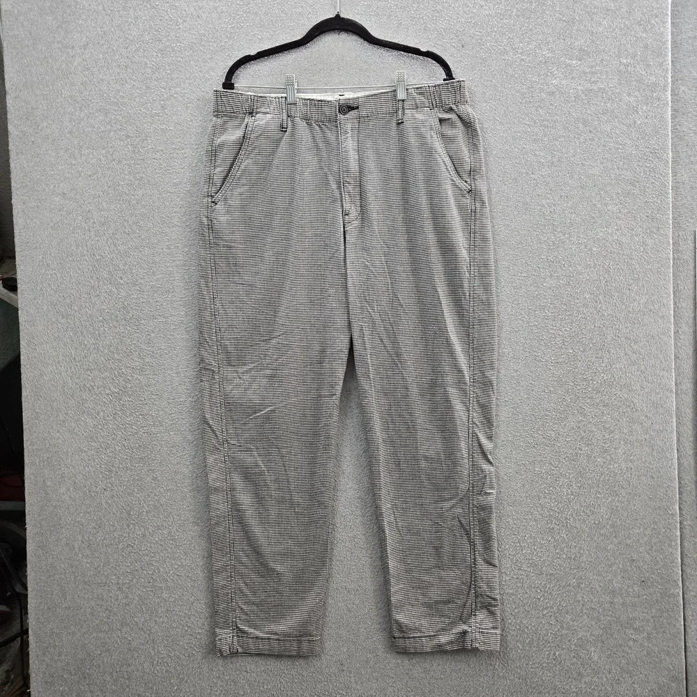 Levi's Men Pants L/G Black Check Chino Button Relaxed Logo